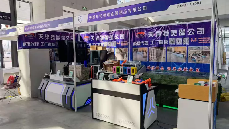 ຄອນໂຊນຕິດຕາມກວດກາອັດສະລິຍະສະແດງໃຫ້ເຫັນຄວາມສາມາດປະດິດສ້າງທາງດ້ານເຕັກໂນໂລຢີ.